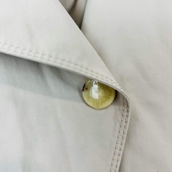 Max Mara Rainwear Beige Shower Proof Modern Tailored Pocket Jacket UK 12 - Picture 7 of 15